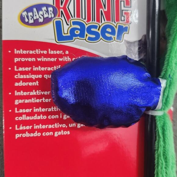 New holiday laser cat toy - Picture 2 of 3